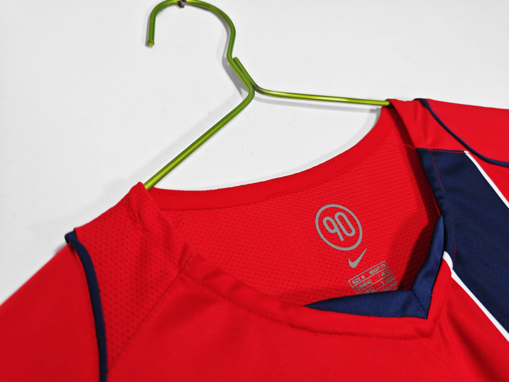 2004/05 season Paris away retro