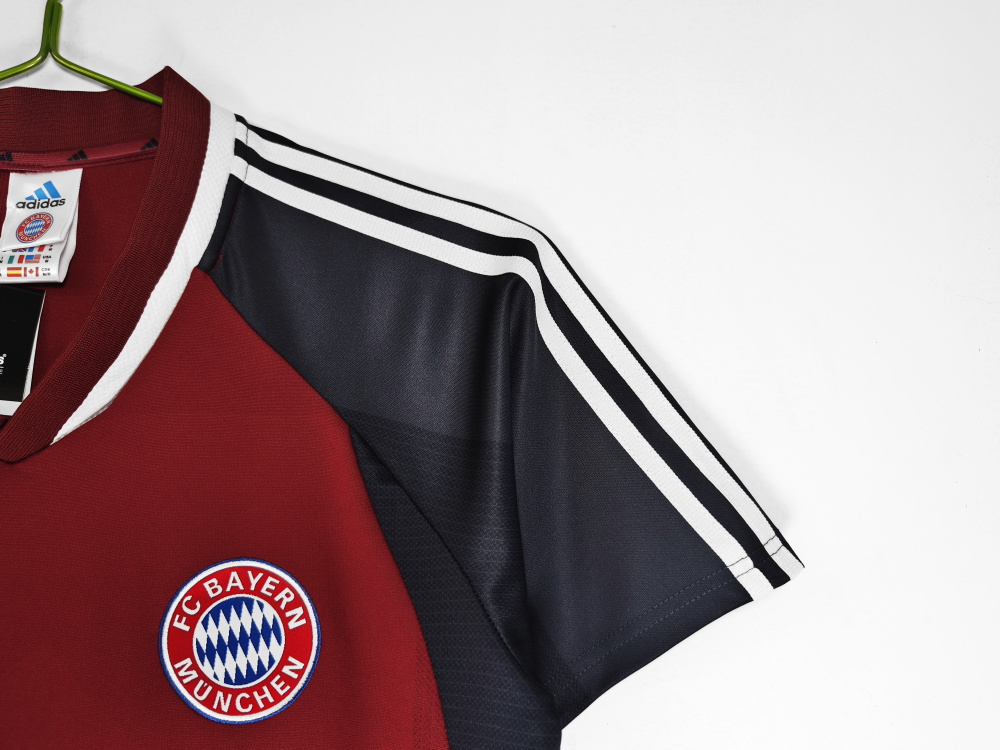 2001/02 season Bayern Munich home retro