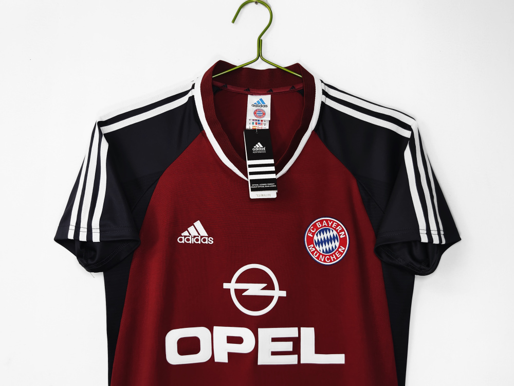 2001/02 season Bayern Munich home retro