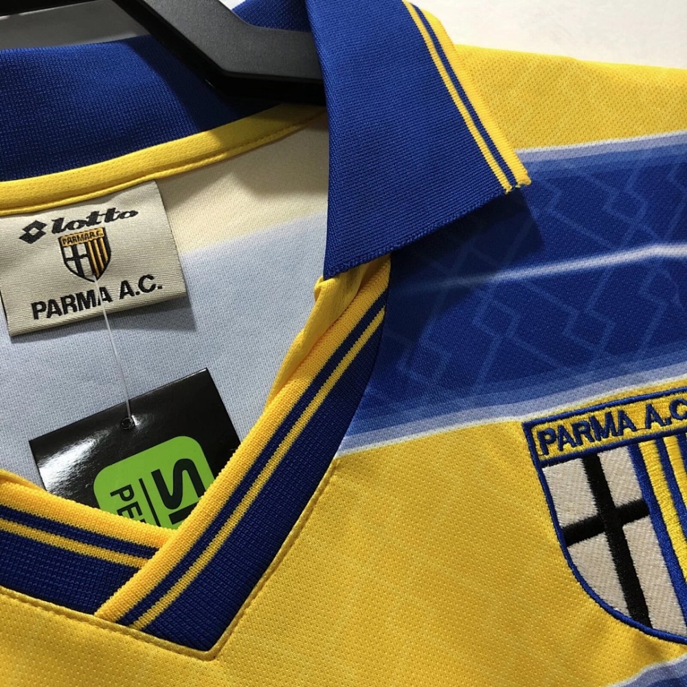 1998/99 Season Parma home Retro