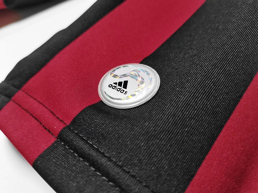 2009/10 season AC Milan home Long sleeved retro Fan version