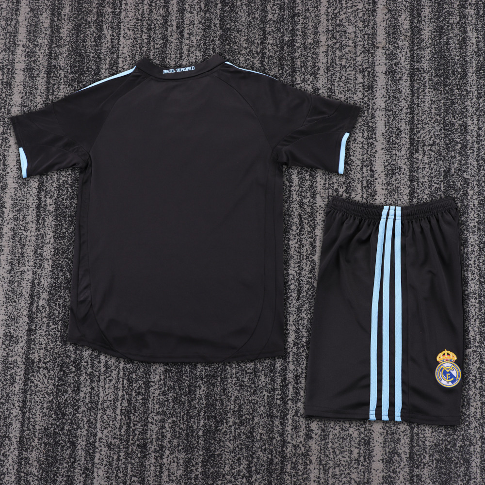 0910 season Real Madrid  kids away