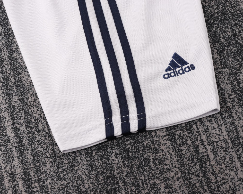 1617 season Real Madrid  kids home