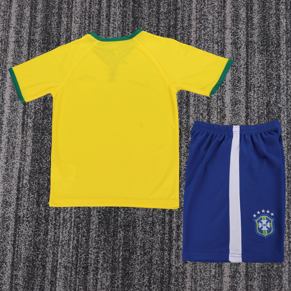 2014 season Brazil kids home