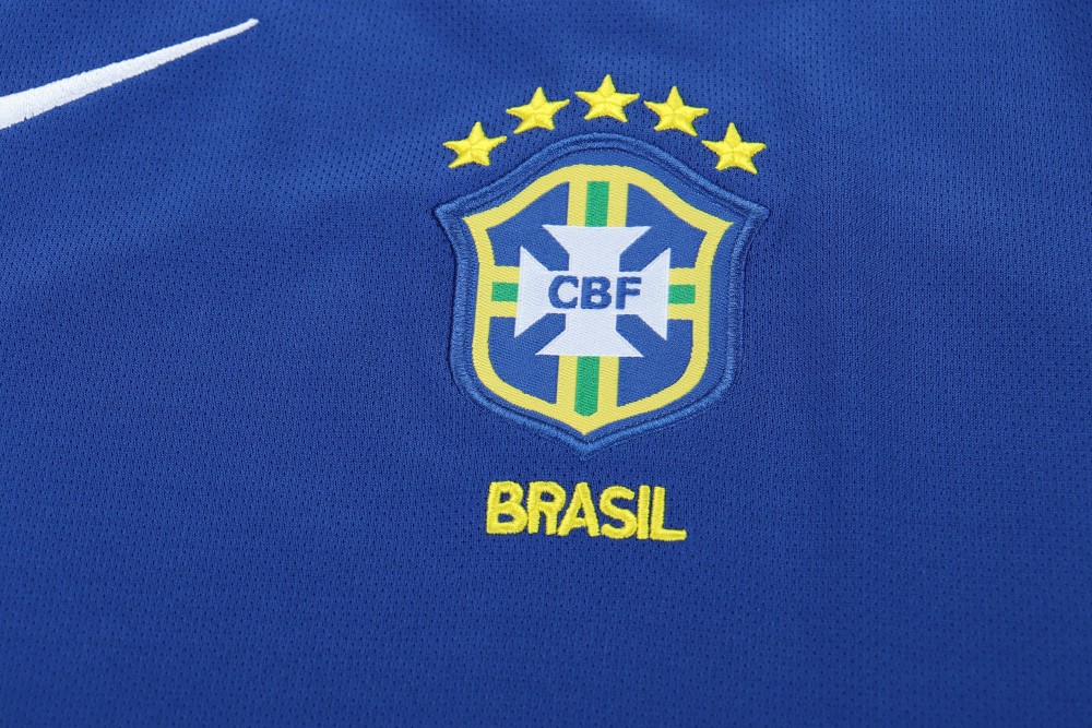 2004 season Brazil kids away