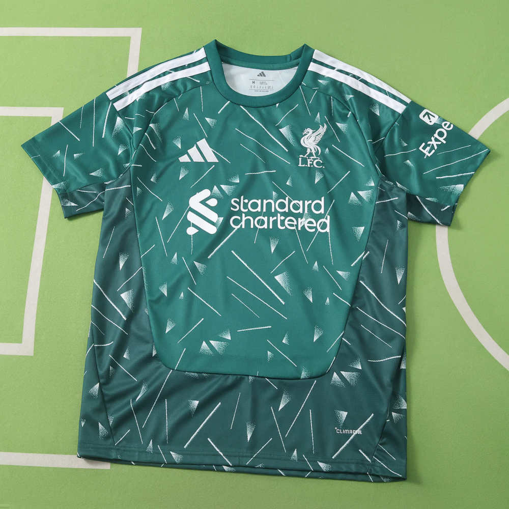 2627 Season Liverpool F.C. Goalkeeper Fan version