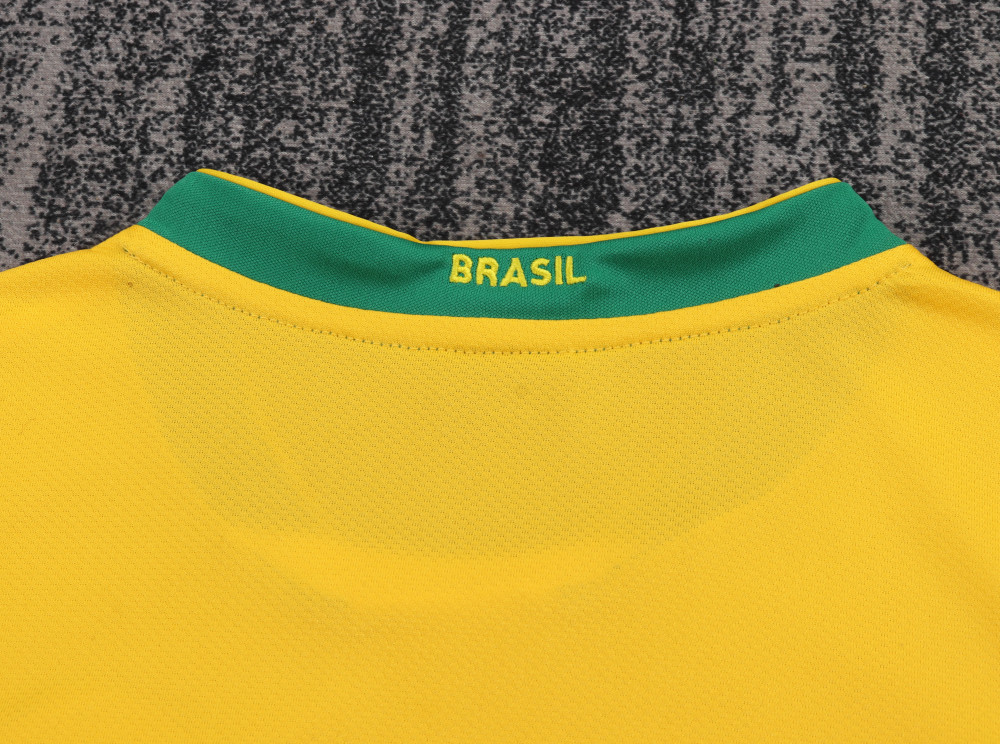2006 season Brazil kids home