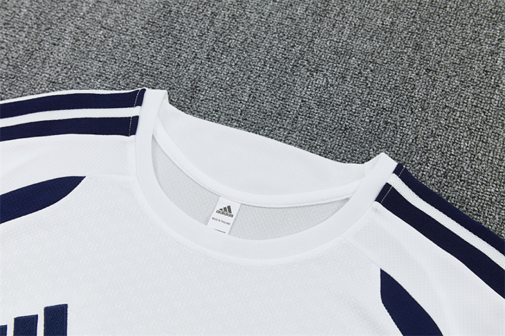 2627 Real Madrid CF Training clothes suit Short sleeve Fan version