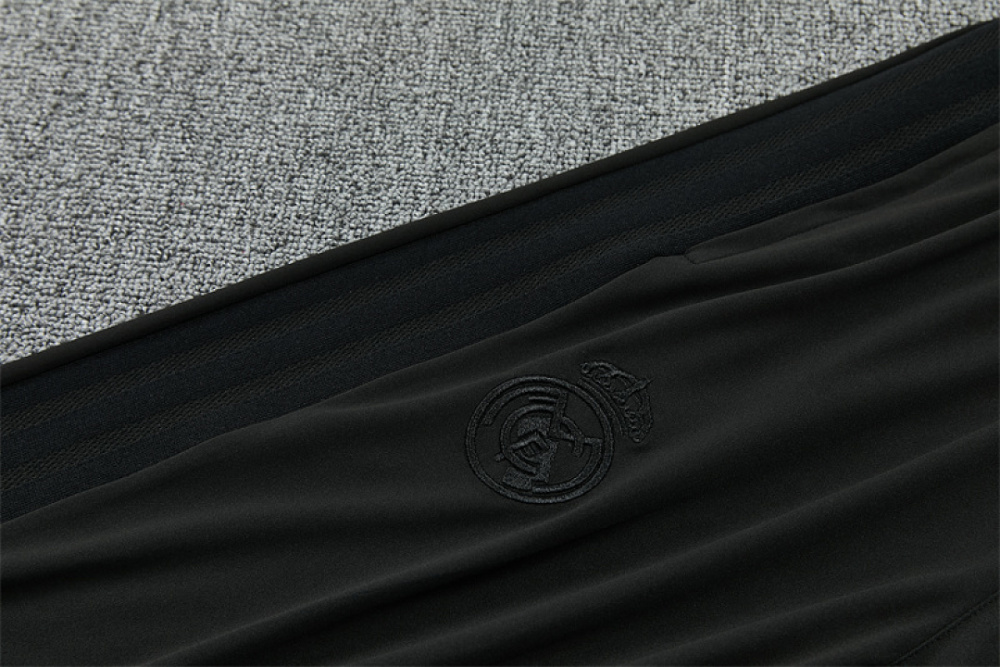 2627 Real Madrid CF Half zip training suit set