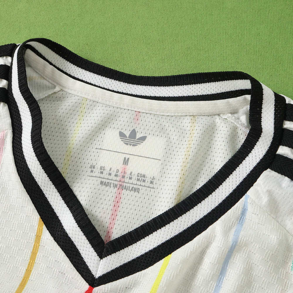 2026 FIFA World Japan away Cupembroidery Player version