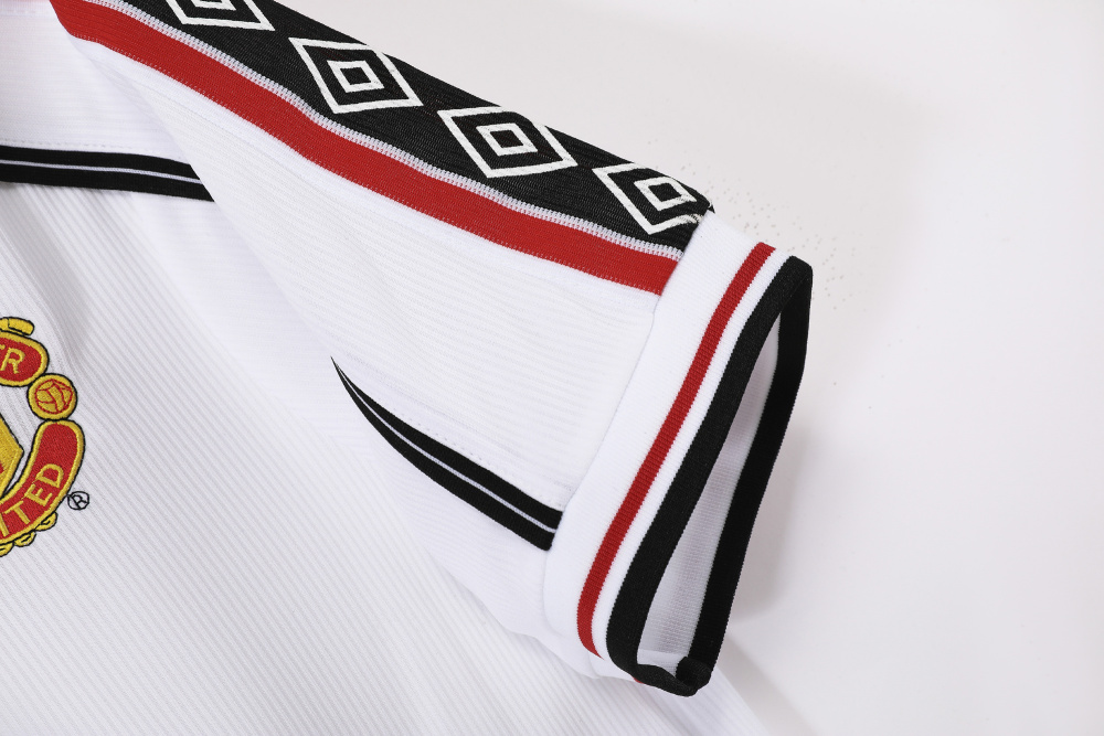 9899 season Manchester United white Retro