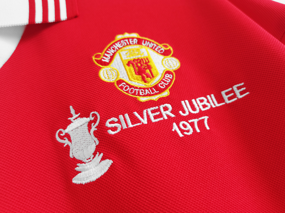 1977 season Manchester United home Retro