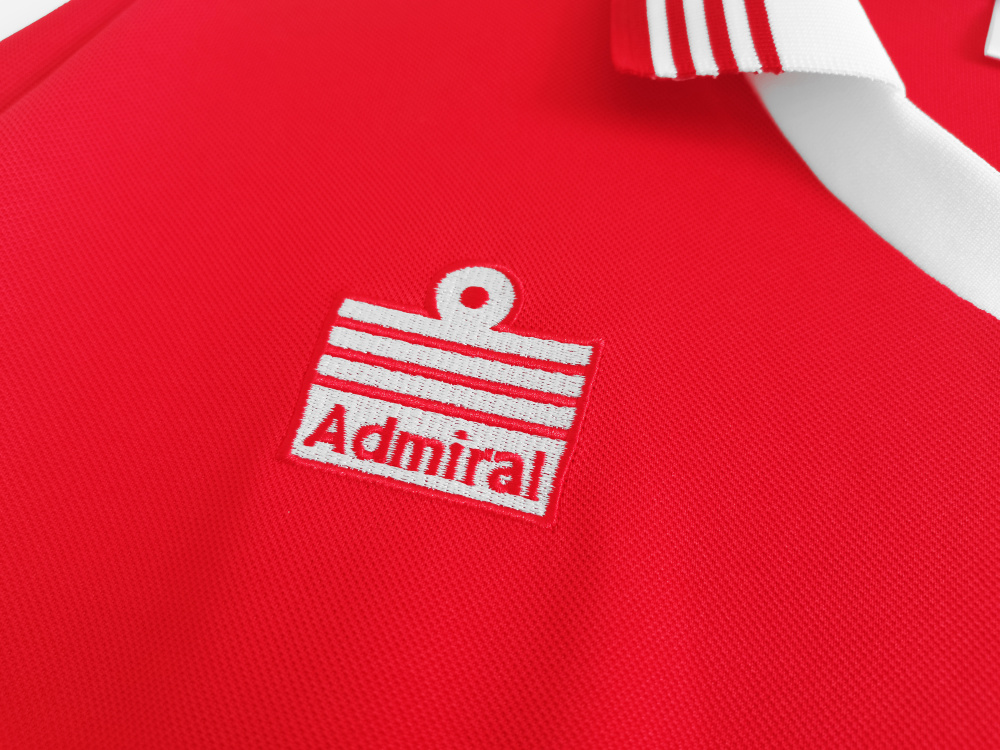 1977 season Manchester United home Retro