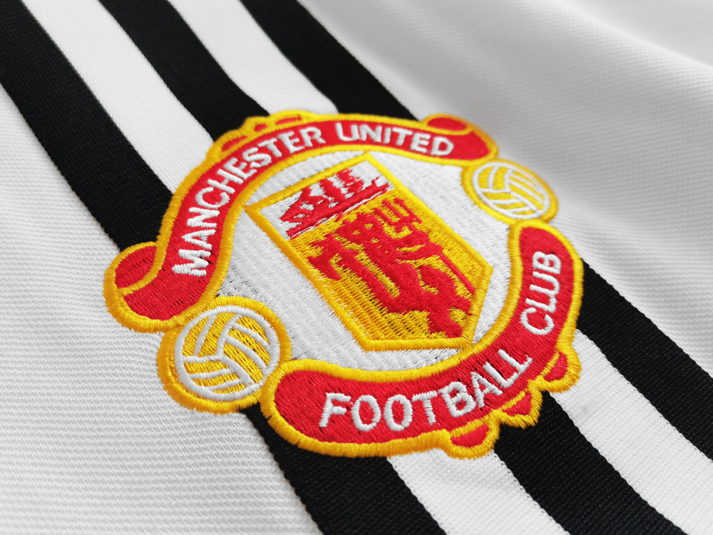 7580 season Manchester United away Retro