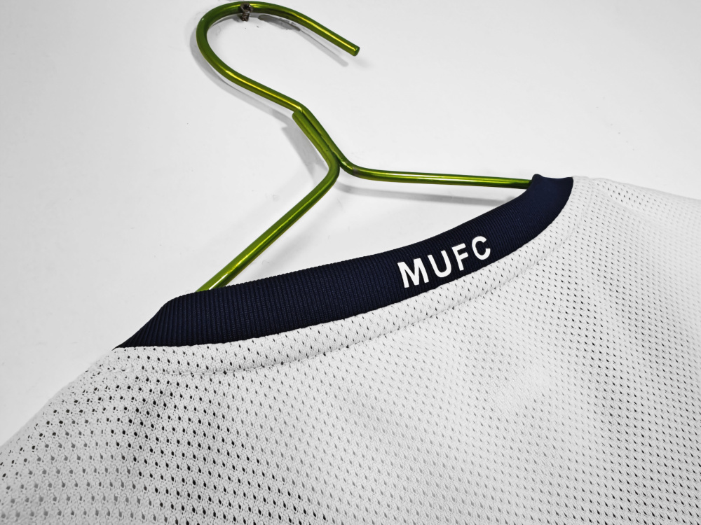0809 season Manchester United away Retro