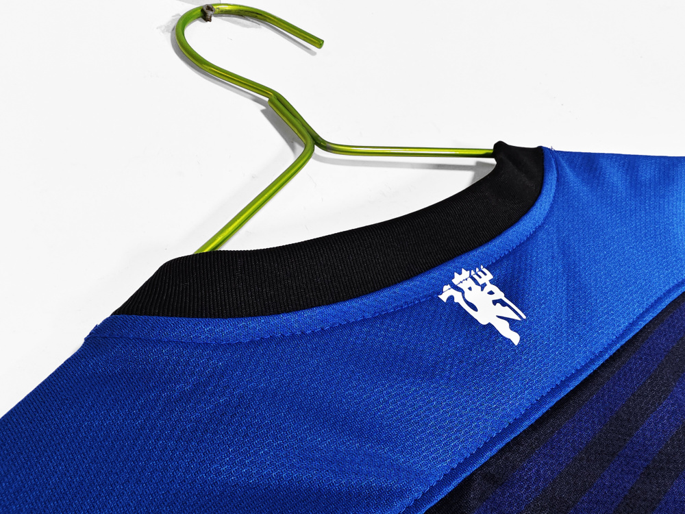 1112 season Manchester United away Retro