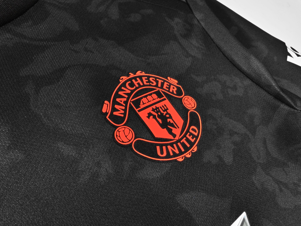 19/20 season Manchester United third Retro