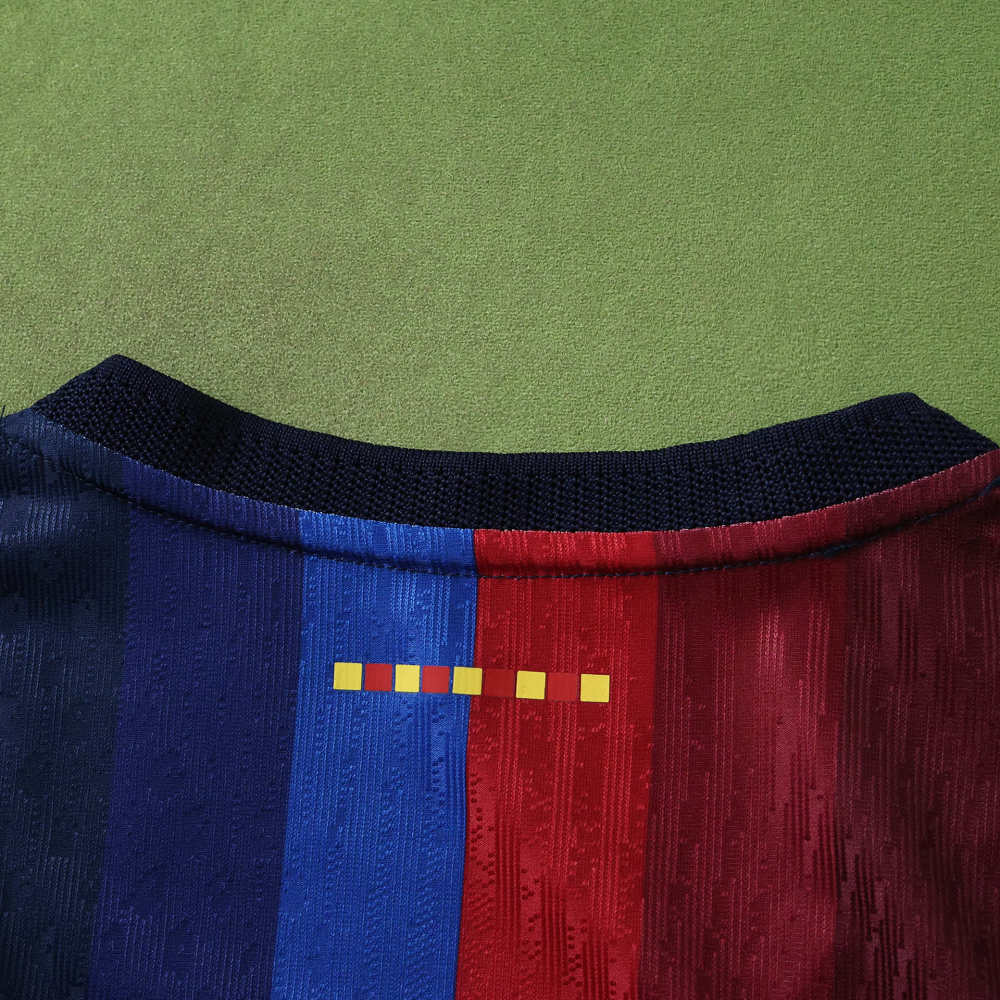 2627 season FC Barcelona ∕ Barça home Player version