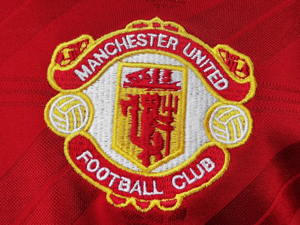 8688 season Manchester United home Retro