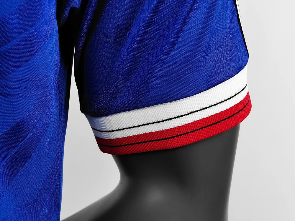 8688 season Manchester United third Retro