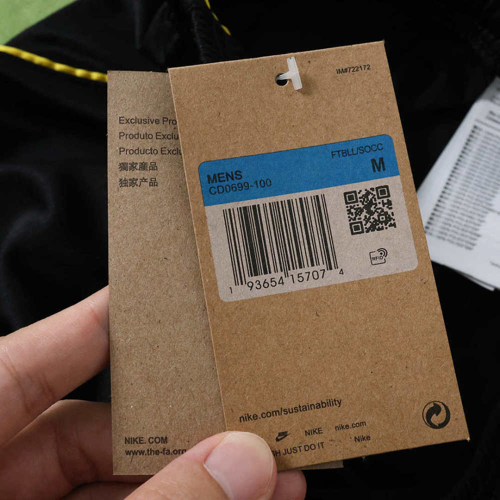 2627 season Chelsea F.C. away shorts