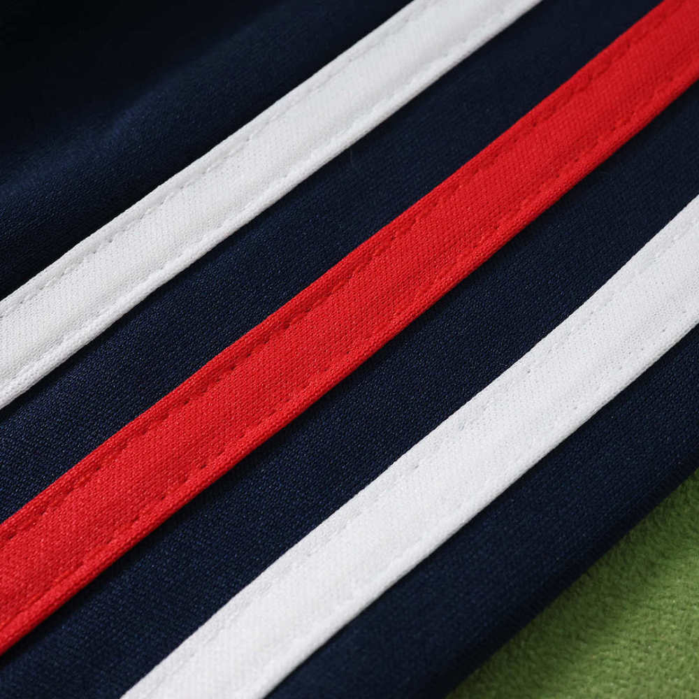 2627 season Fußball-Club Bayern München away shorts