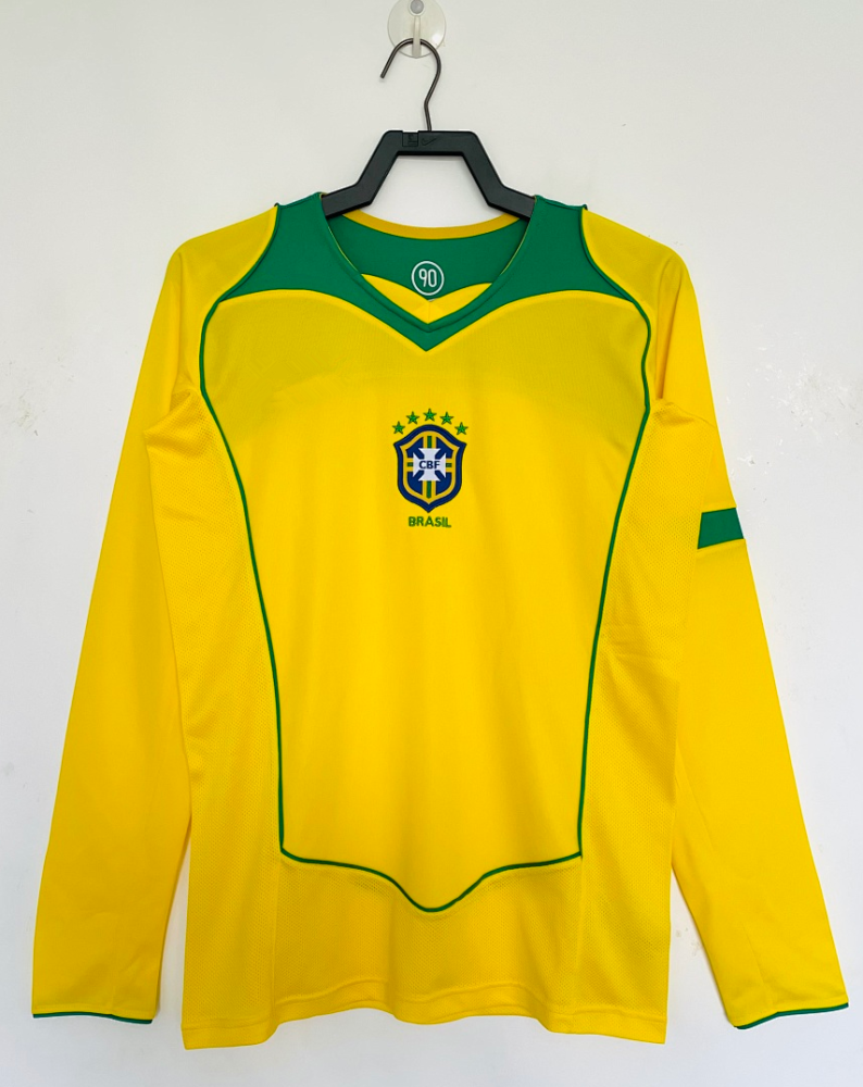 2004 season Brazil home Long sleeved retro Fan version