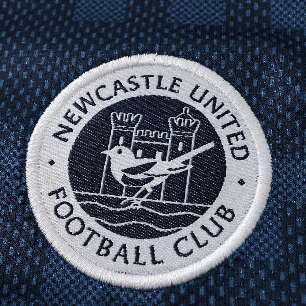 2627 season Newcastle United F.C. Away Kids kit