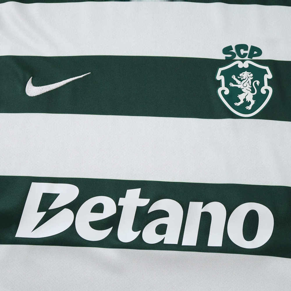 2627 season Sporting CP home Fan version