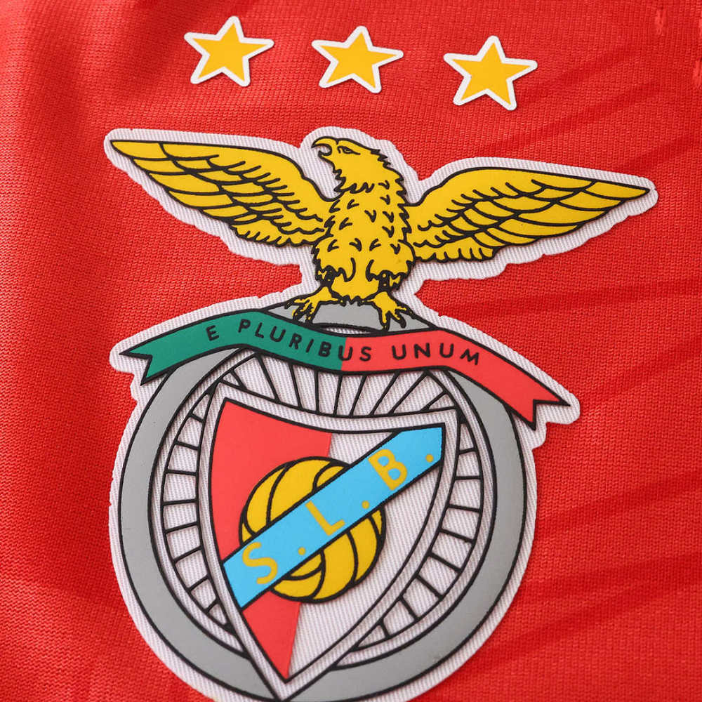 2627 season S.L. Benfica home Player version