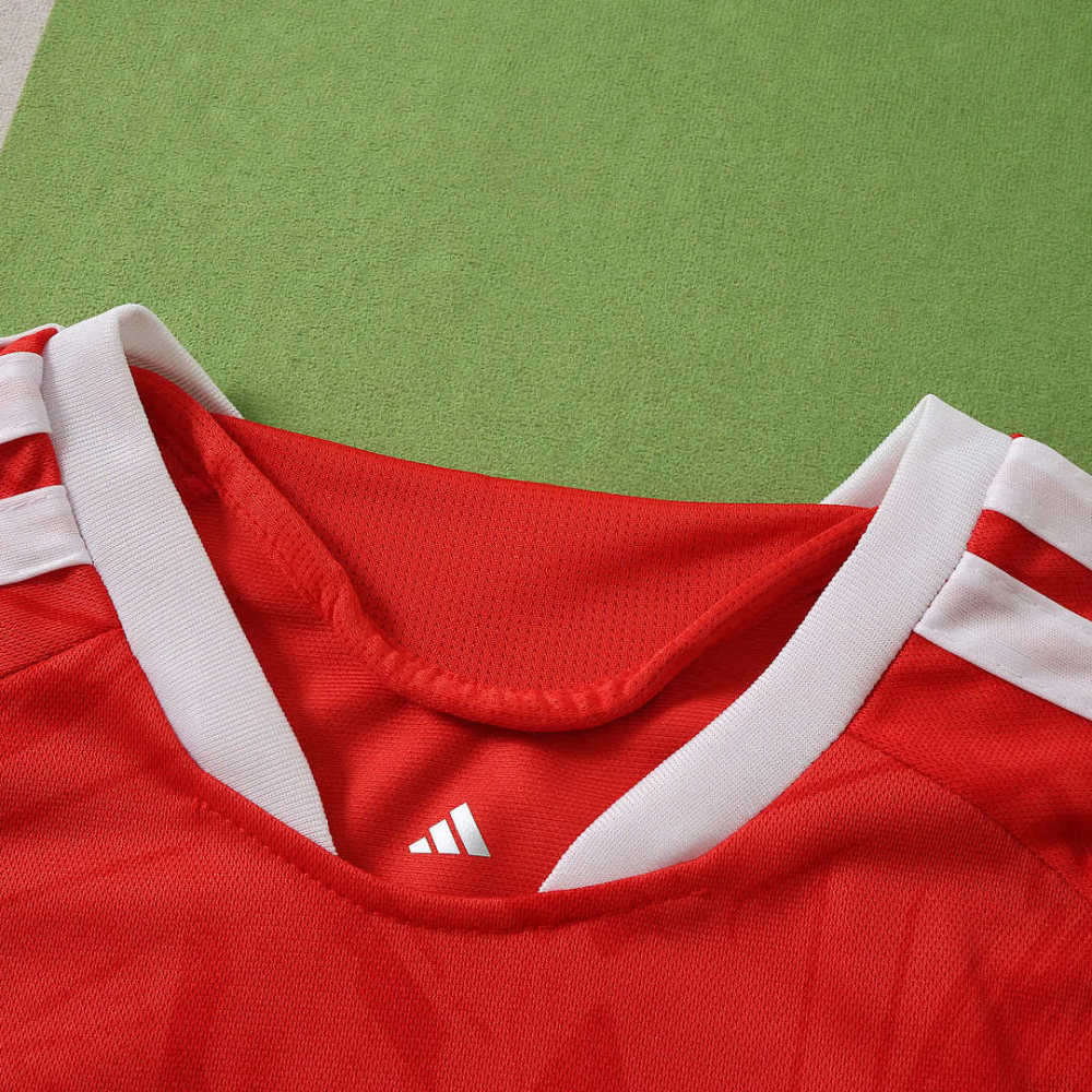 2627 season S.L. Benfica home Kids kit