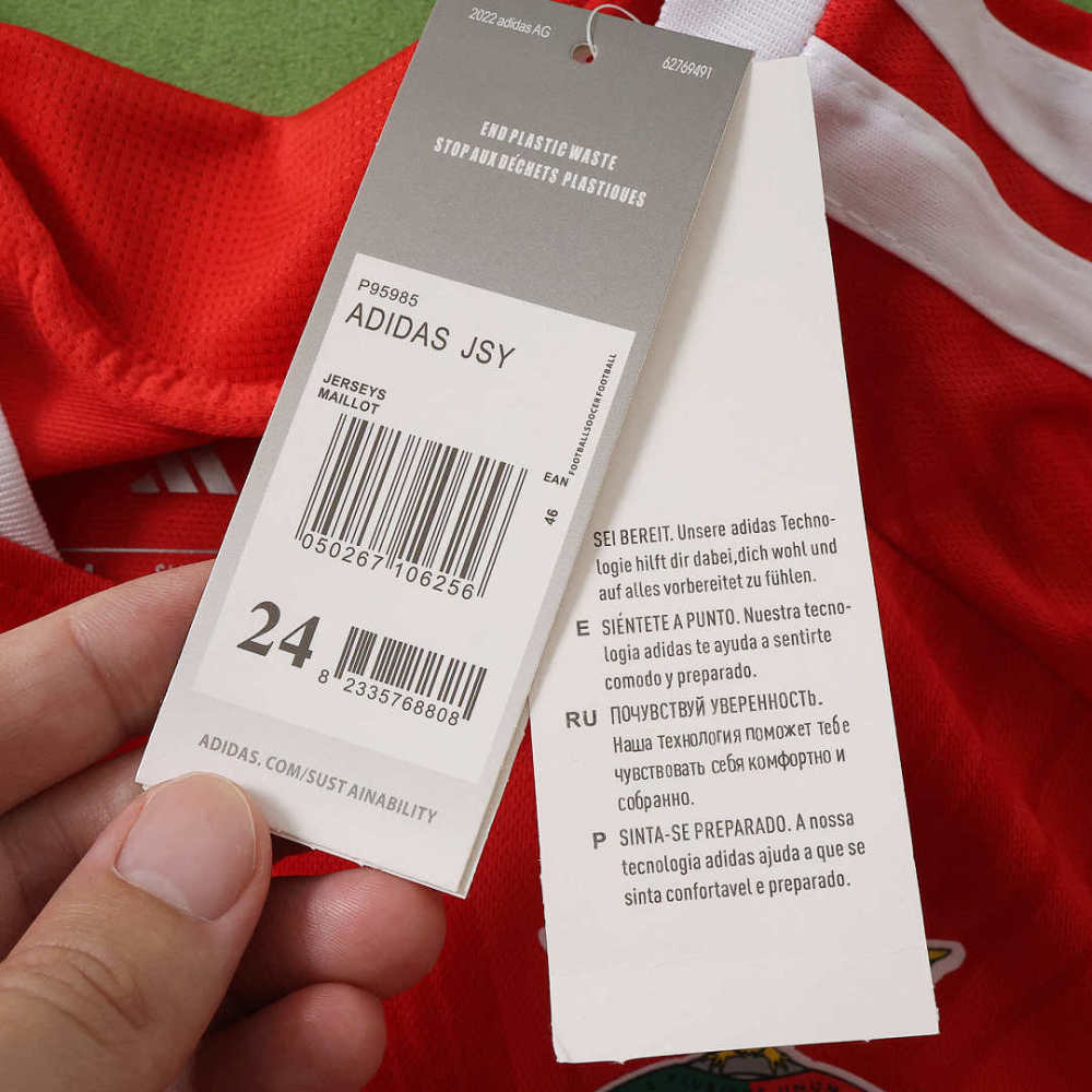 2627 season S.L. Benfica home Kids kit