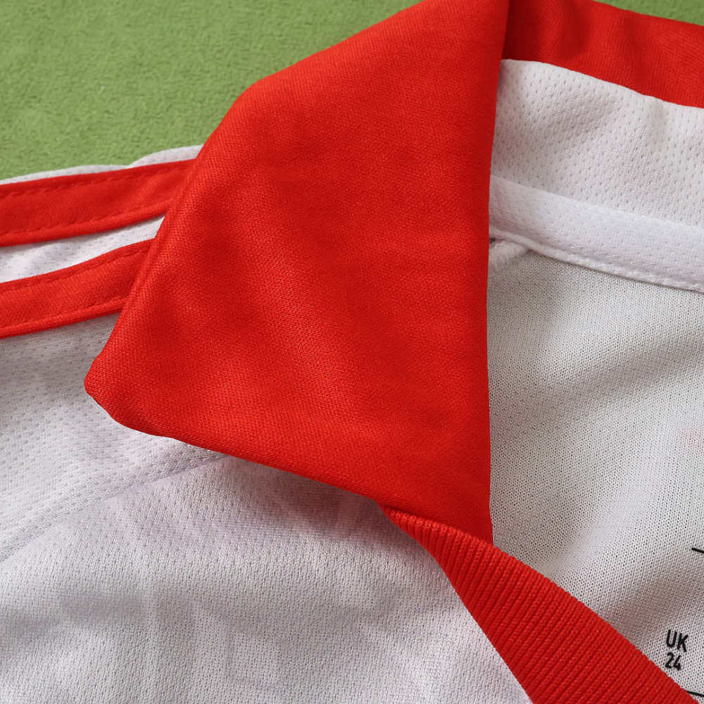 2627 season S.L. Benfica away Kids kit