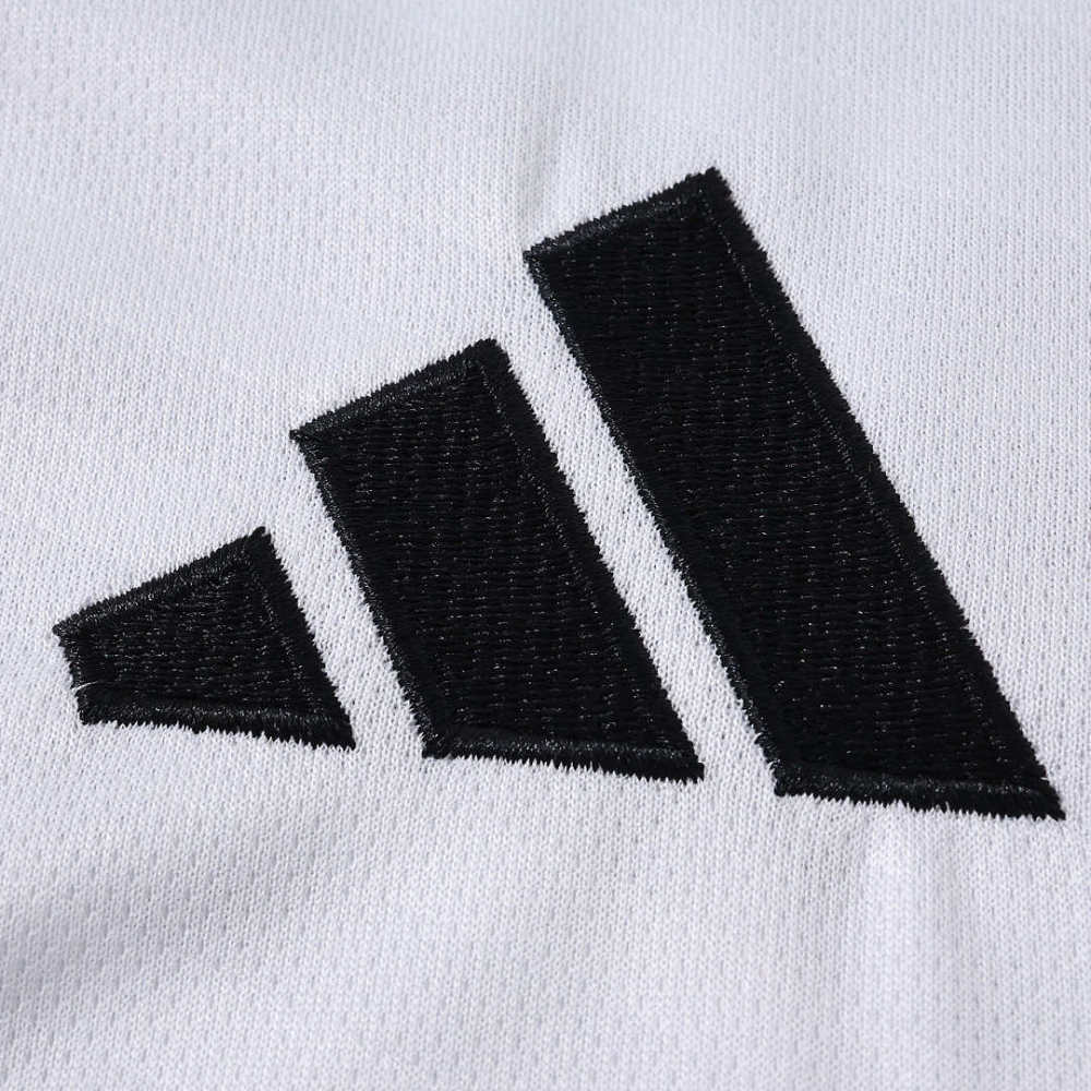 2627 season Fulham F.C. home Fan version