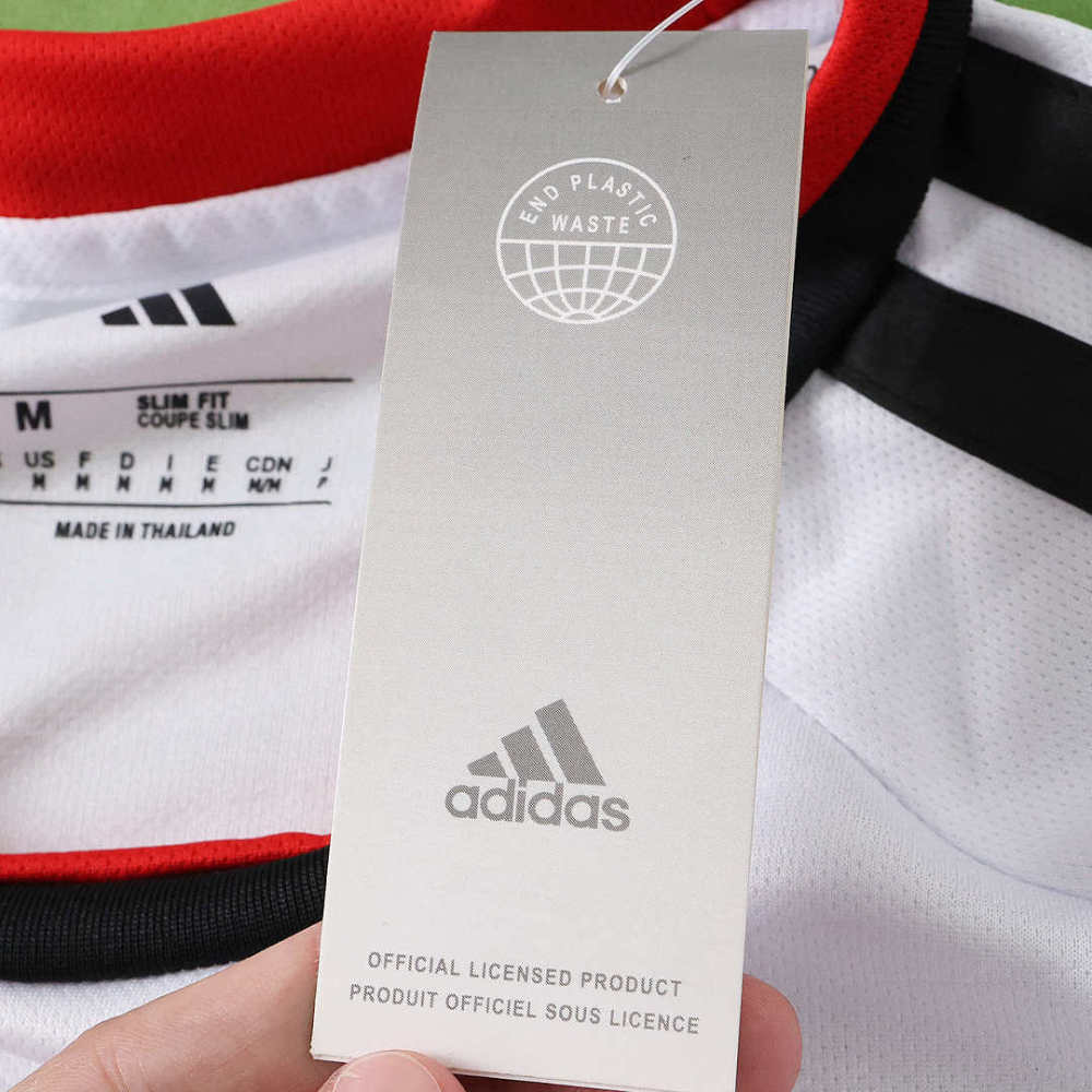 2627 season Fulham F.C. home Fan version