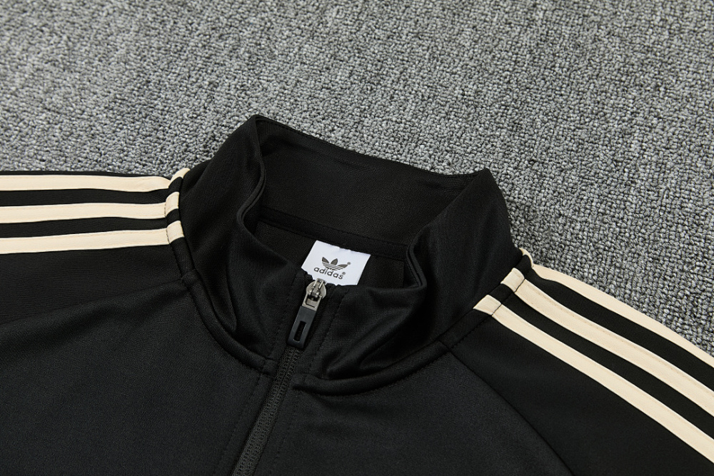 2026 season Liverpool half zip training suit set