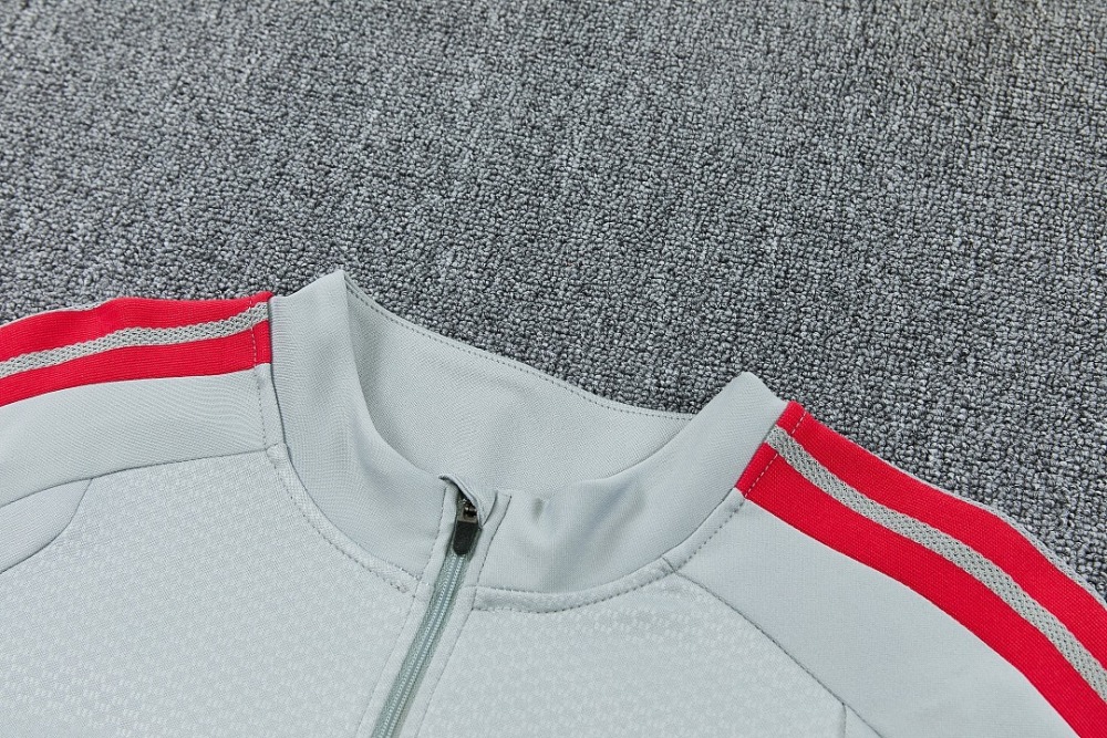 2026 season Liverpool half zip training suit set