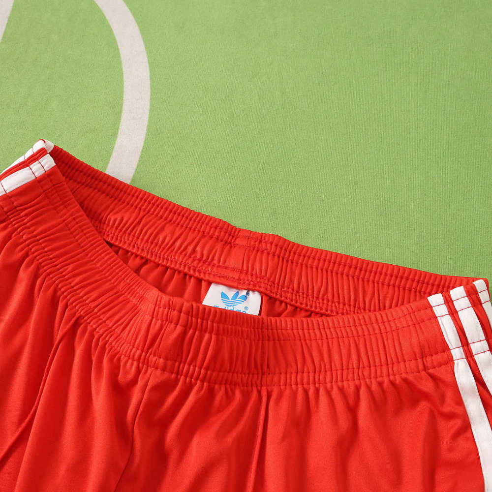 2627 season S.L. Benfica away shorts