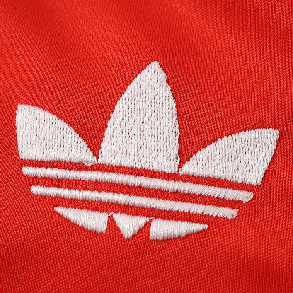 2627 season S.L. Benfica away shorts