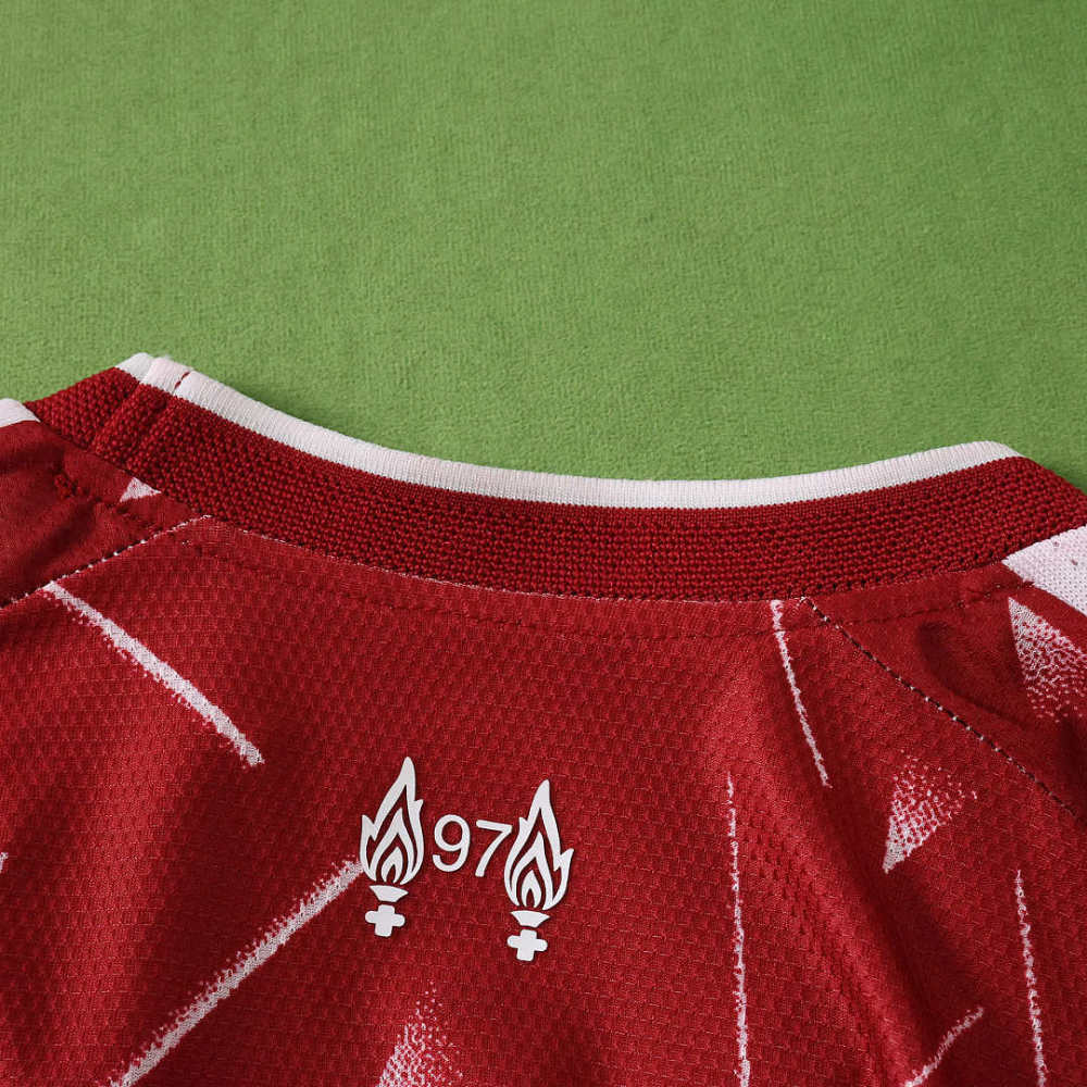 2627 season Liverpool F.C. home Long sleeves Player version