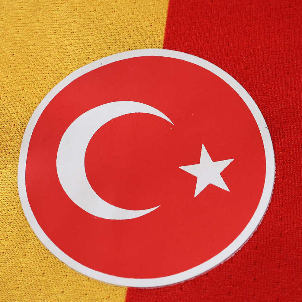 2627 season Galatasaray S.K. home Player version