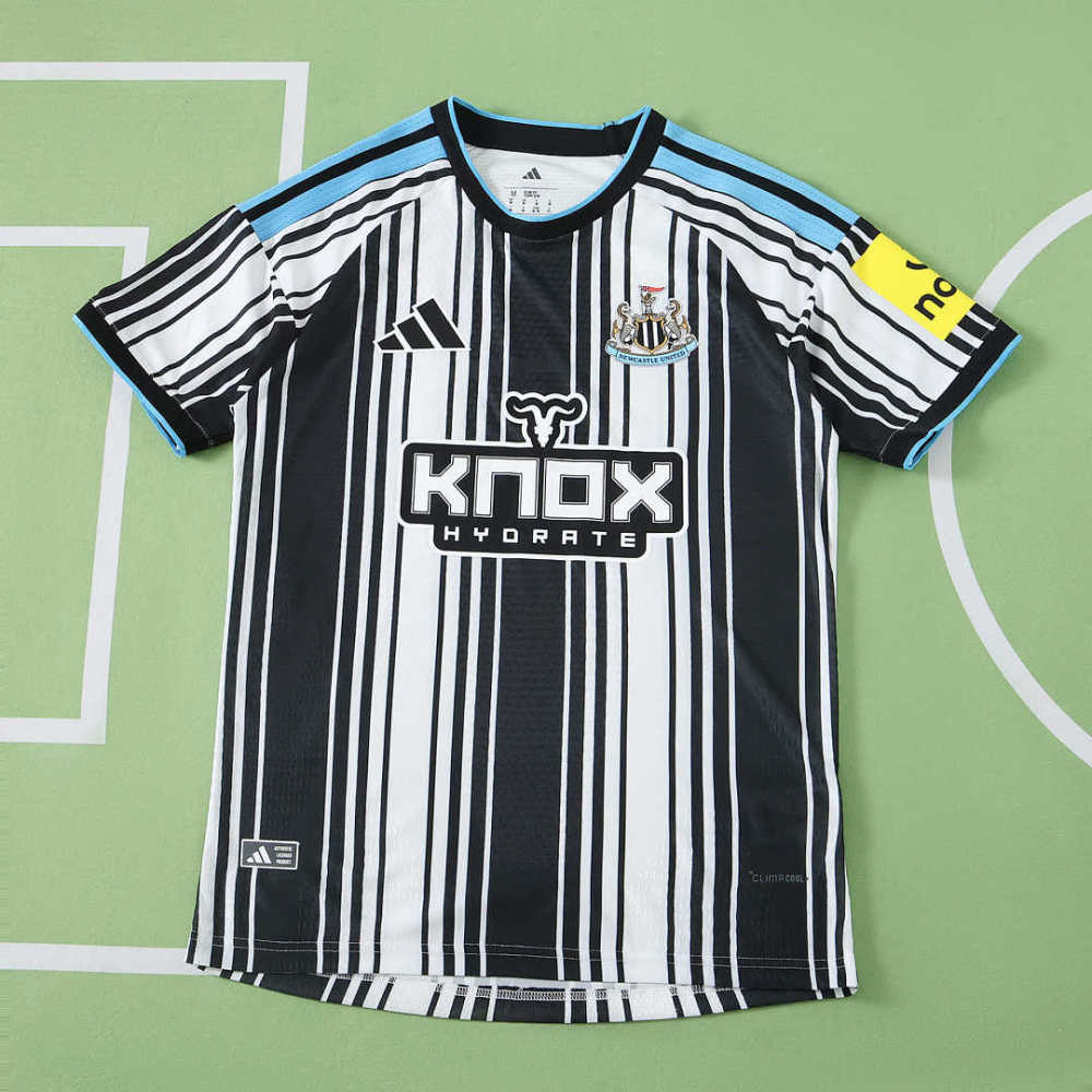 2627 season Newcastle United F.C. home Player version