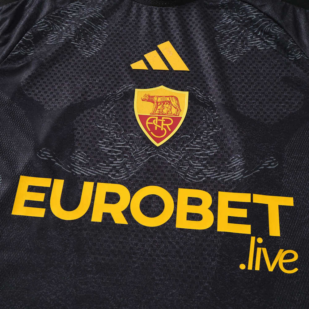 2627 season A.S. Roma third Player version
