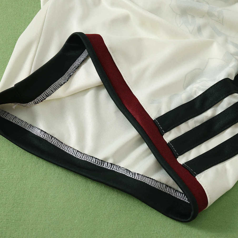 2627 season Manchester United F.C. third shorts