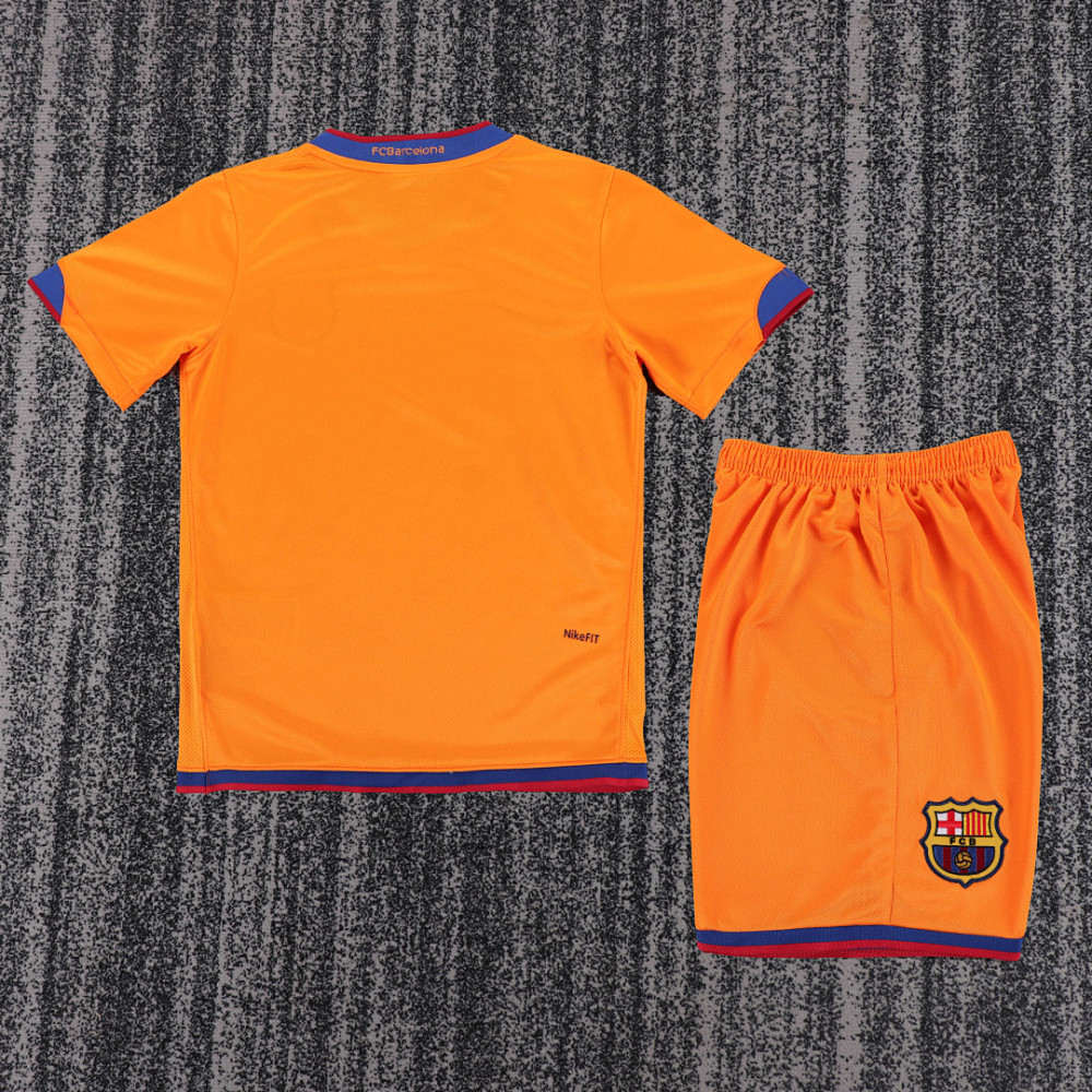 0607 season Barcelona kids away