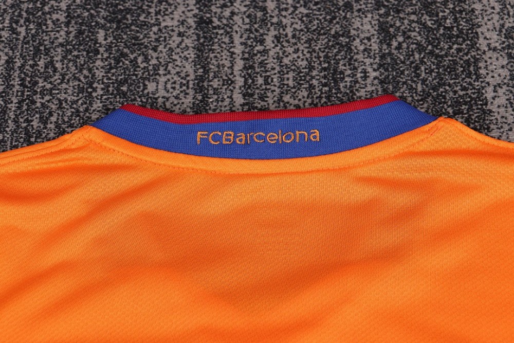 0607 season Barcelona kids away