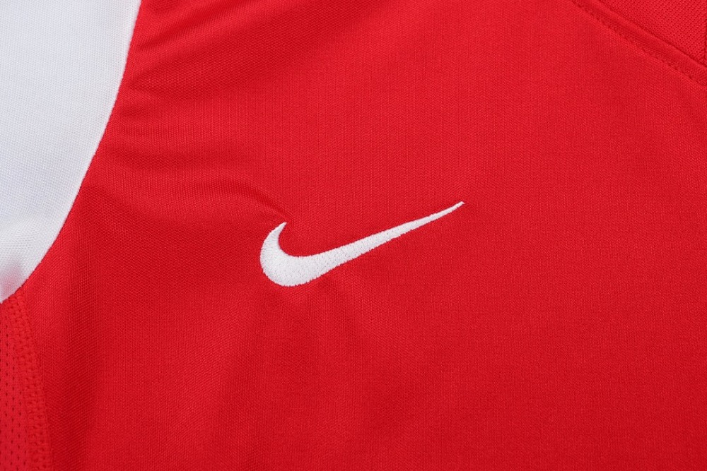 0102 season Arsenal kids home