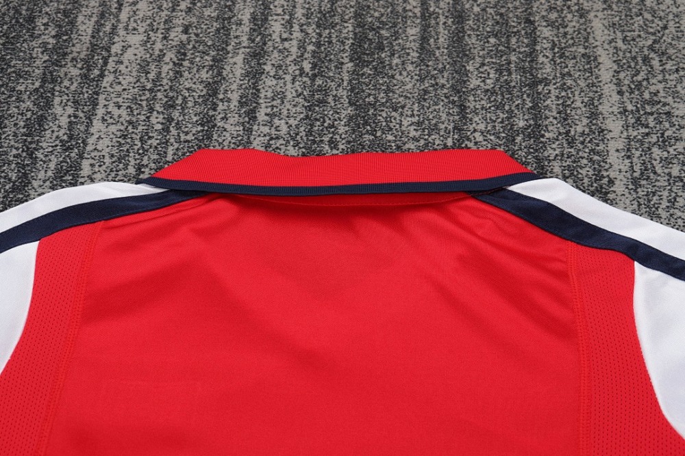0102 season Arsenal kids home