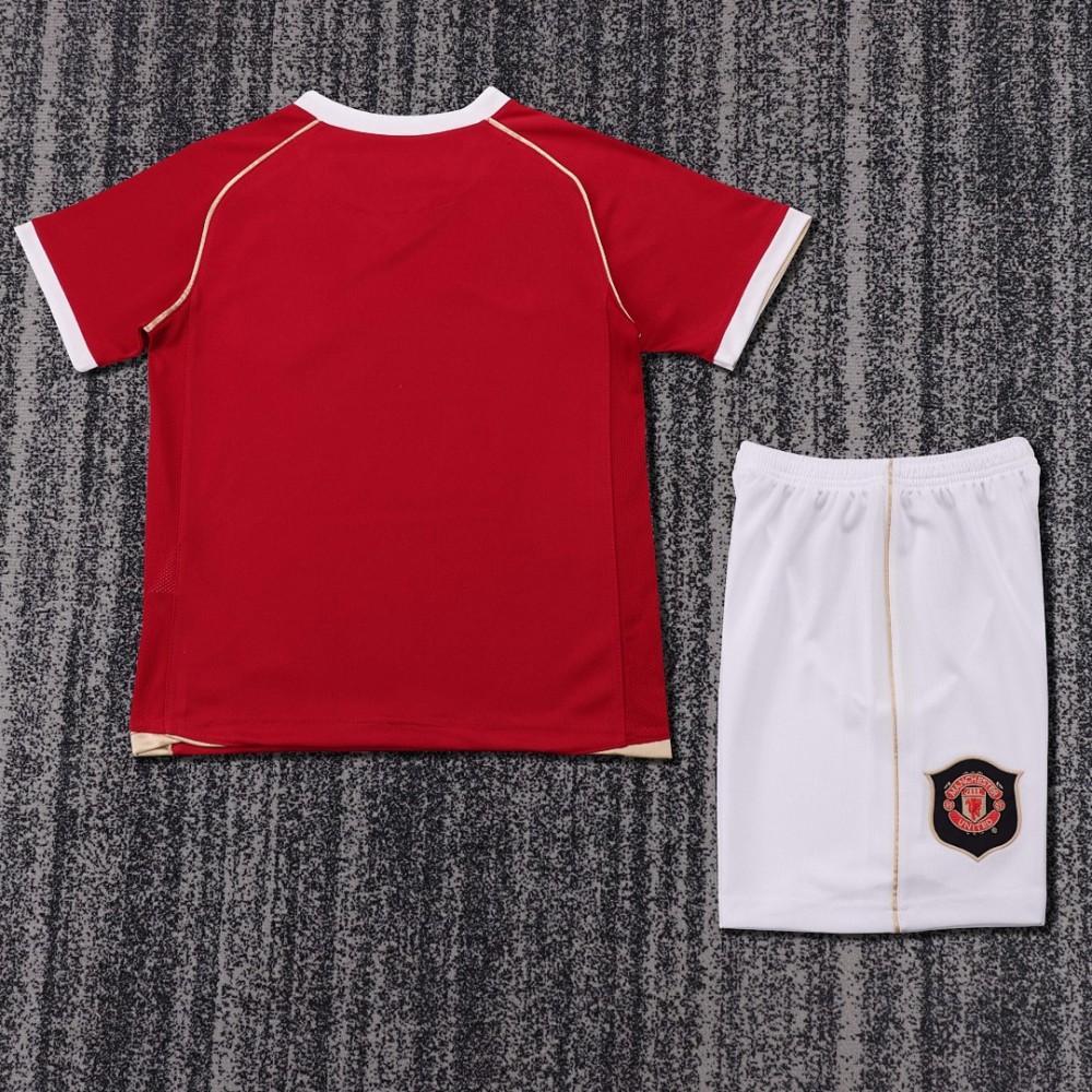 0607 season Manchester United kids home