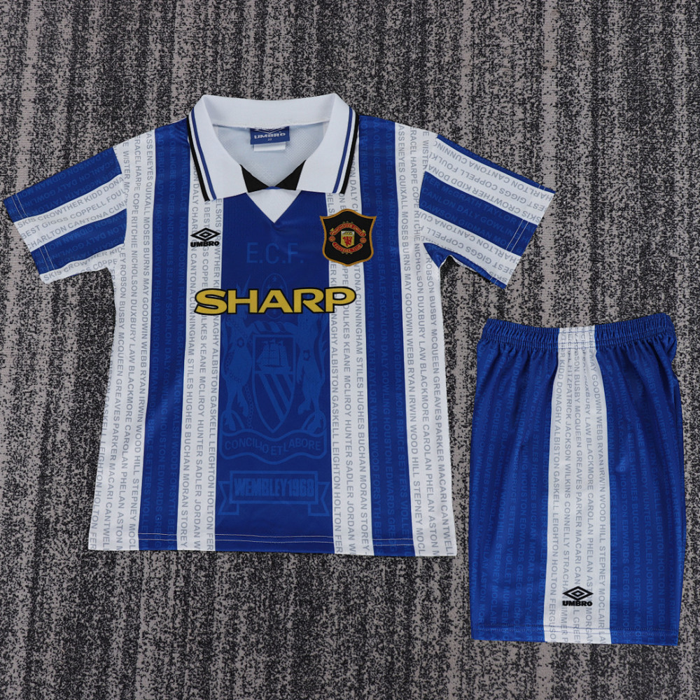9496 season Manchester United kids third